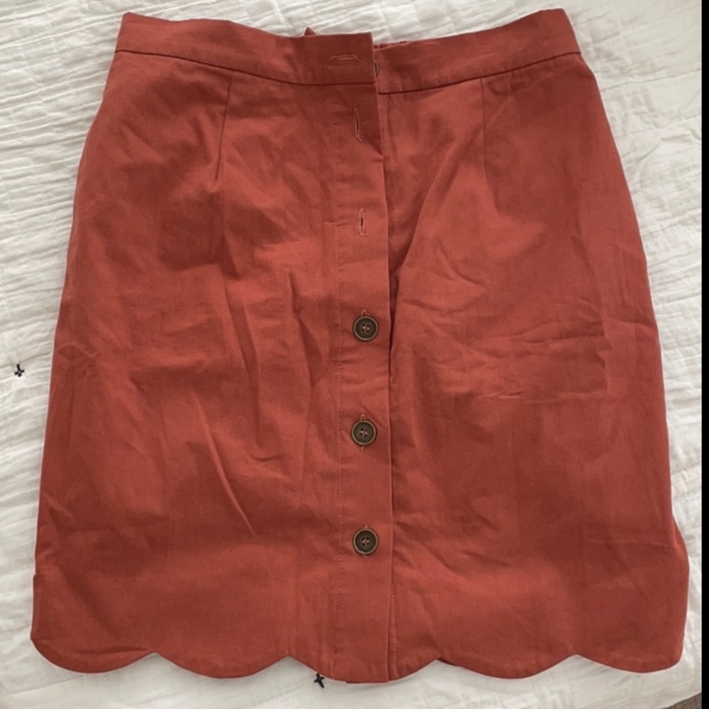 Scalloped burnt orange skirt